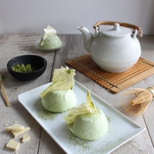 PANNA COTTA DE CHOCOLATE BLANCO Y TÉ MATCHA