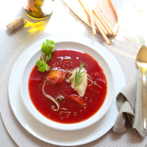 SOPA DE TOMATE FRESCO CON HELADO DE BRIE RENY PICOT AL ROMERO